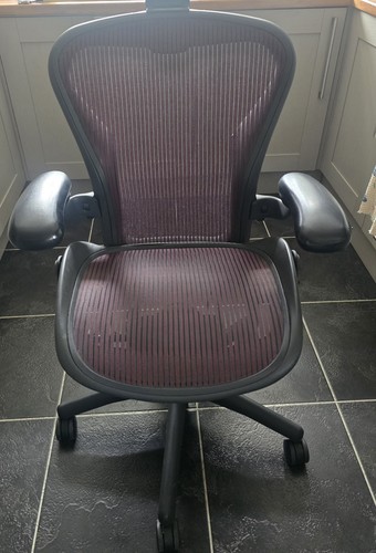 Herman miller aeron - miller,