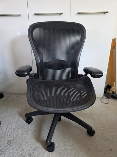 Herman miller aeron - herman,