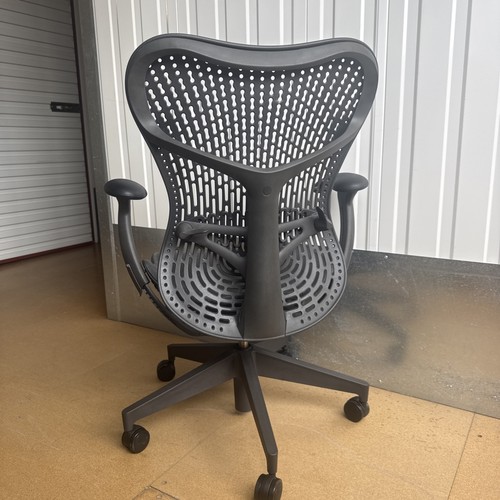 Herman miller mirra triflex - miller,