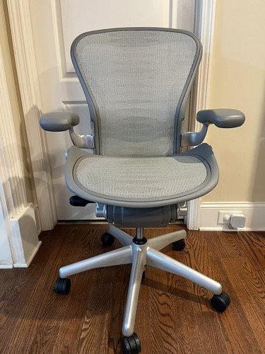 Herman miller aeron chair size - miller,
