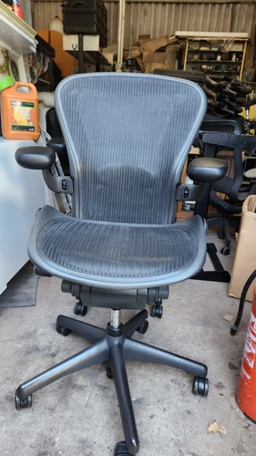 Herman miller aeron - aeron, graphite