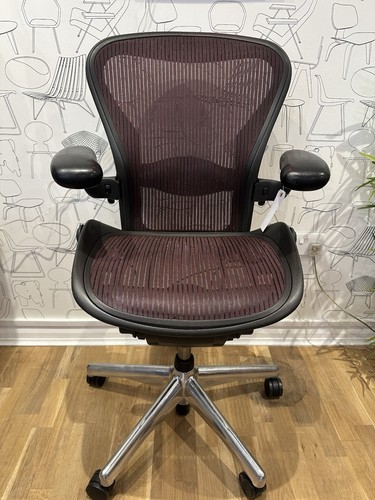 Herman miller aeron medium - miller,
