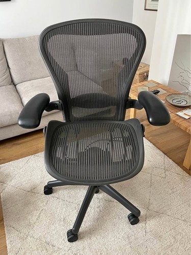 Herman miller aeron - herman, classic